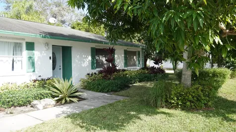 5805 Nw Bosque Lane West Palm Beach FL 33415