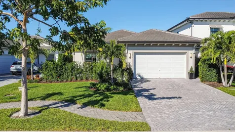 3089 Bellflower Circle West Palm Beach FL 33401