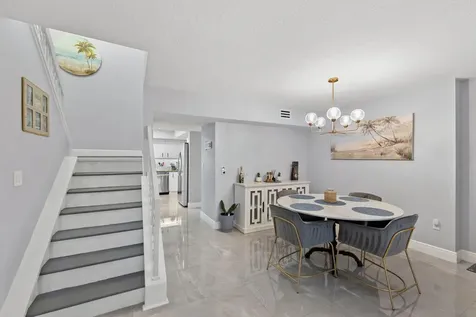 400 Sw 28th Avenue Delray Beach FL 33445