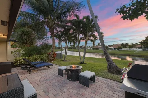 400 Sw 28th Avenue Delray Beach FL 33445