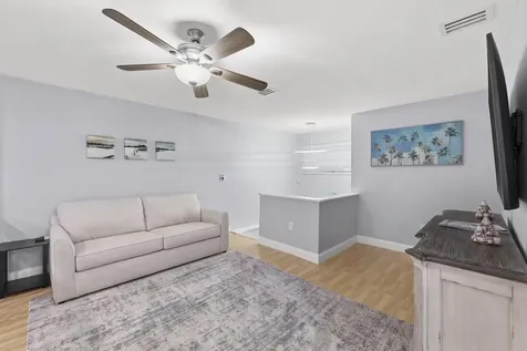 400 Sw 28th Avenue Delray Beach FL 33445