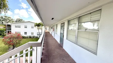 347 Tilford P Deerfield Beach FL 33442