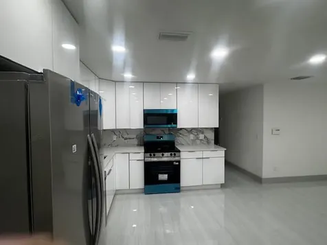 3104 Evergreen Palm Springs FL 33461