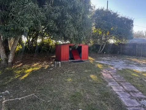 3104 Evergreen Palm Springs FL 33461