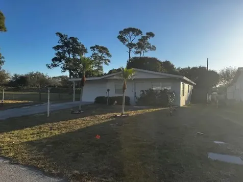 3104 Evergreen Palm Springs FL 33461