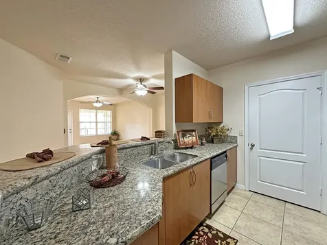 154 Sw Peacock Boulevard Port Saint Lucie FL 34986