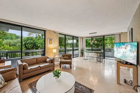 23200 Camino Del Mar Boca Raton FL 33433