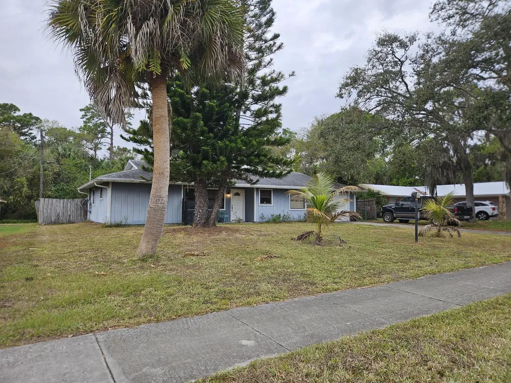 6007 Fort Pierce Boulevard Fort Pierce FL 34951
