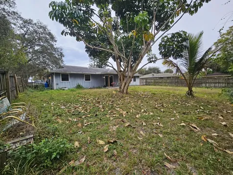 6007 Fort Pierce Boulevard Fort Pierce FL 34951