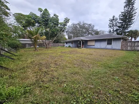 6007 Fort Pierce Boulevard Fort Pierce FL 34951
