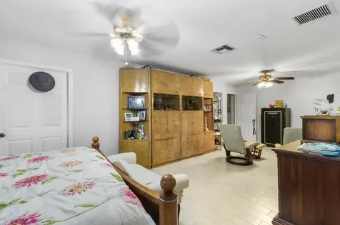 8862 Estate Drive West Palm Beach FL 33411