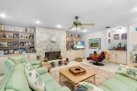 8862 Estate Drive West Palm Beach FL 33411