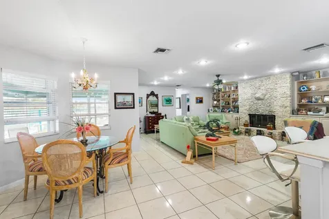 8862 Estate Drive West Palm Beach FL 33411