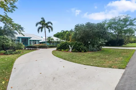 8862 Estate Drive West Palm Beach FL 33411