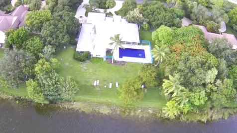 8862 Estate Drive West Palm Beach FL 33411