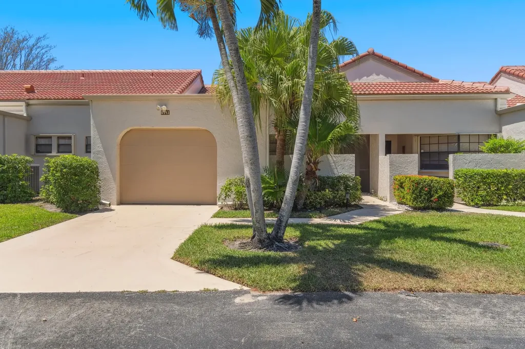 5942 Parkwalk Circle Boynton Beach FL 33472
