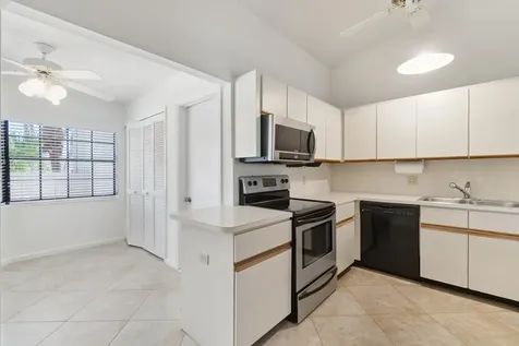 5942 Parkwalk Circle Boynton Beach FL 33472