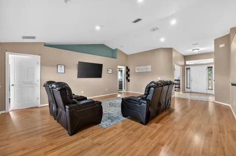 1401 Sw Bougainvillea Avenue Port Saint Lucie FL 34953