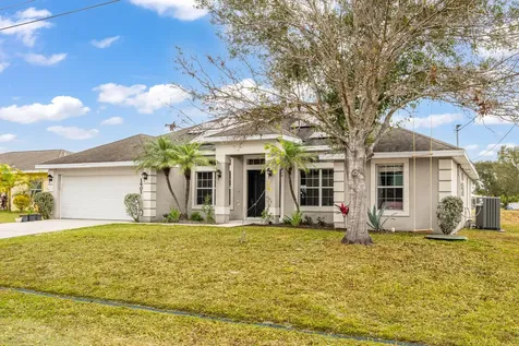 1401 Sw Bougainvillea Avenue Port Saint Lucie FL 34953