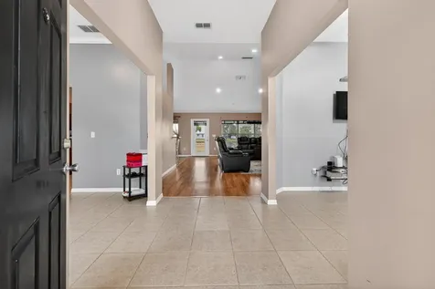 1401 Sw Bougainvillea Avenue Port Saint Lucie FL 34953