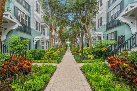 376 W Mallory Circle Delray Beach FL 33483