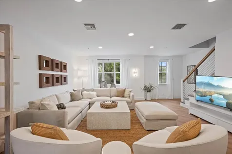 376 W Mallory Circle Delray Beach FL 33483