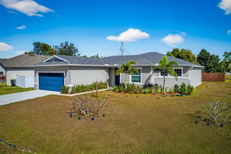 4689 Sw Babylon Street Port Saint Lucie FL 34953