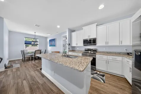 4689 Sw Babylon Street Port Saint Lucie FL 34953