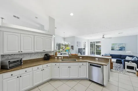 3210 Se Otis Lane Port Saint Lucie FL 34984