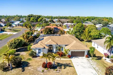 3210 Se Otis Lane Port Saint Lucie FL 34984