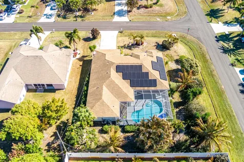 3210 Se Otis Lane Port Saint Lucie FL 34984