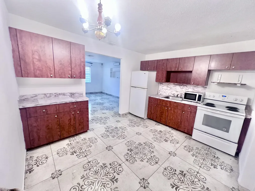 4630 Myrtle Lane West Palm Beach FL 33417
