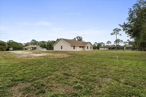14618 63 Court Loxahatchee FL 33470
