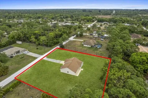 14618 63 Court Loxahatchee FL 33470