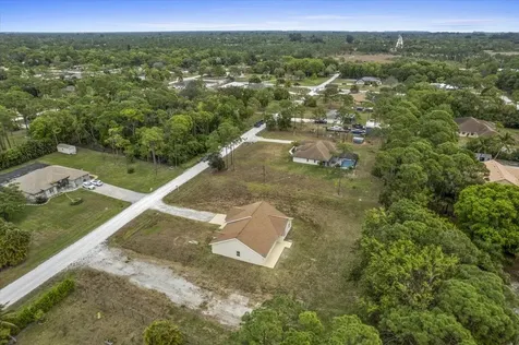 14618 63 Court Loxahatchee FL 33470