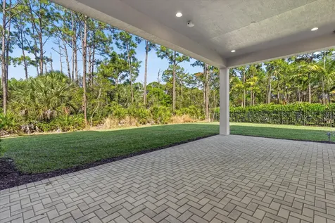 13334 Artisan Circle Palm Beach Gardens FL 33418