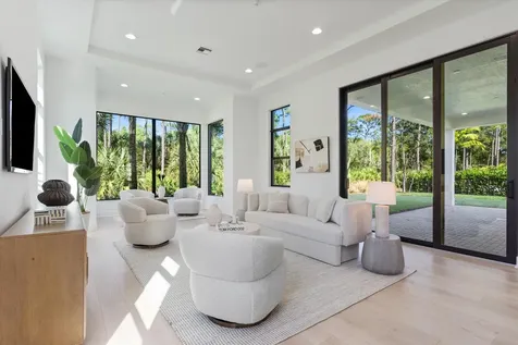 13334 Artisan Circle Palm Beach Gardens FL 33418