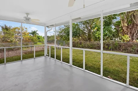 9197 Sw 3rd Street Boca Raton FL 33428