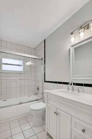 9197 Sw 3rd Street Boca Raton FL 33428