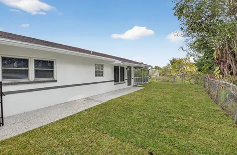 9197 Sw 3rd Street Boca Raton FL 33428