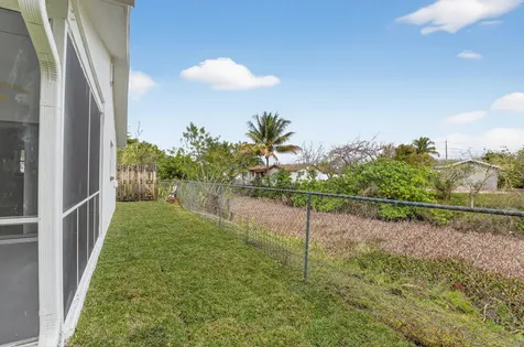 9197 Sw 3rd Street Boca Raton FL 33428