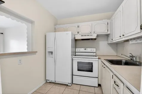 46 Waltham B West Palm Beach FL 33417