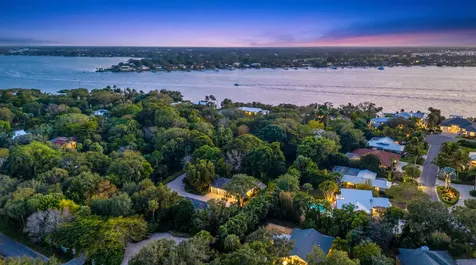 109 S River Road Sewalls Point FL 34996