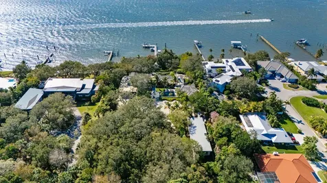 109 S River Road Sewalls Point FL 34996