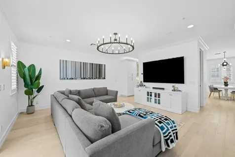 373 E Cannery Row Circle Delray Beach FL 33444