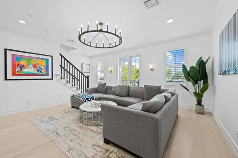 373 E Cannery Row Circle Delray Beach FL 33444
