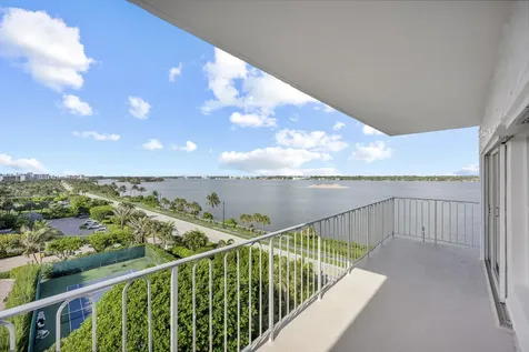 3230 S Ocean Boulevard Palm Beach FL 33480