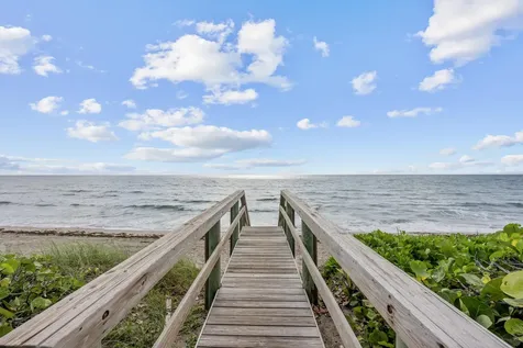 3230 S Ocean Boulevard Palm Beach FL 33480