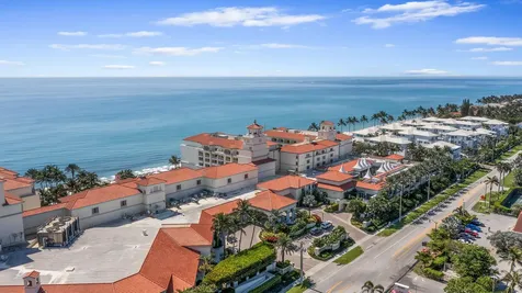 3230 S Ocean Boulevard Palm Beach FL 33480