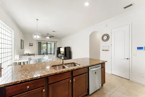 5487 Sandbirch Way Lake Worth FL 33463